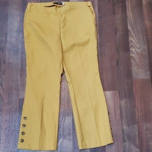 Yellow cropped pants